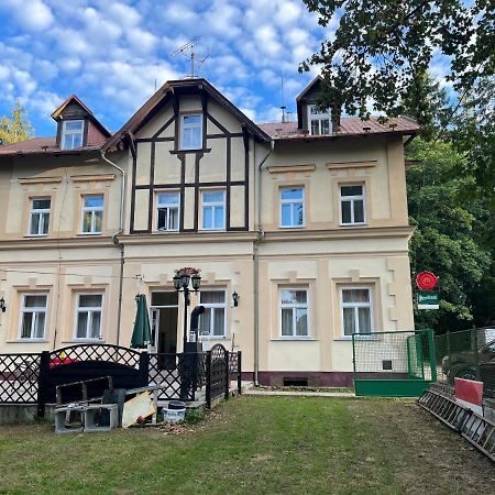 Villa Berolina Marianske Lazne Luaran gambar